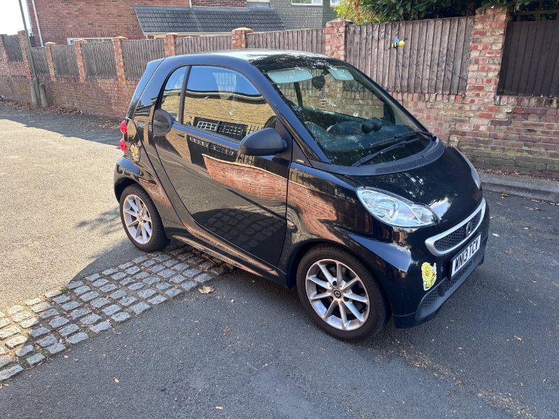 2013 Smart ForTwo 1.0 MHD Passion Coupe 2dr Petrol SoftTouch Euro 5 s/s 71 bhp